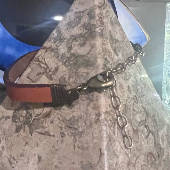 ✝️"Do not fear, for I am with you” Isaiah 41:10 Leather bracelet - Picture 9 of 10